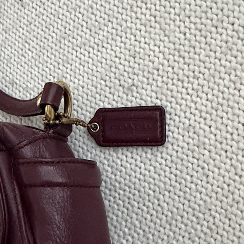 Vintage COACH Burgundy Leather Crossbody Bag - Picture 3 of 13